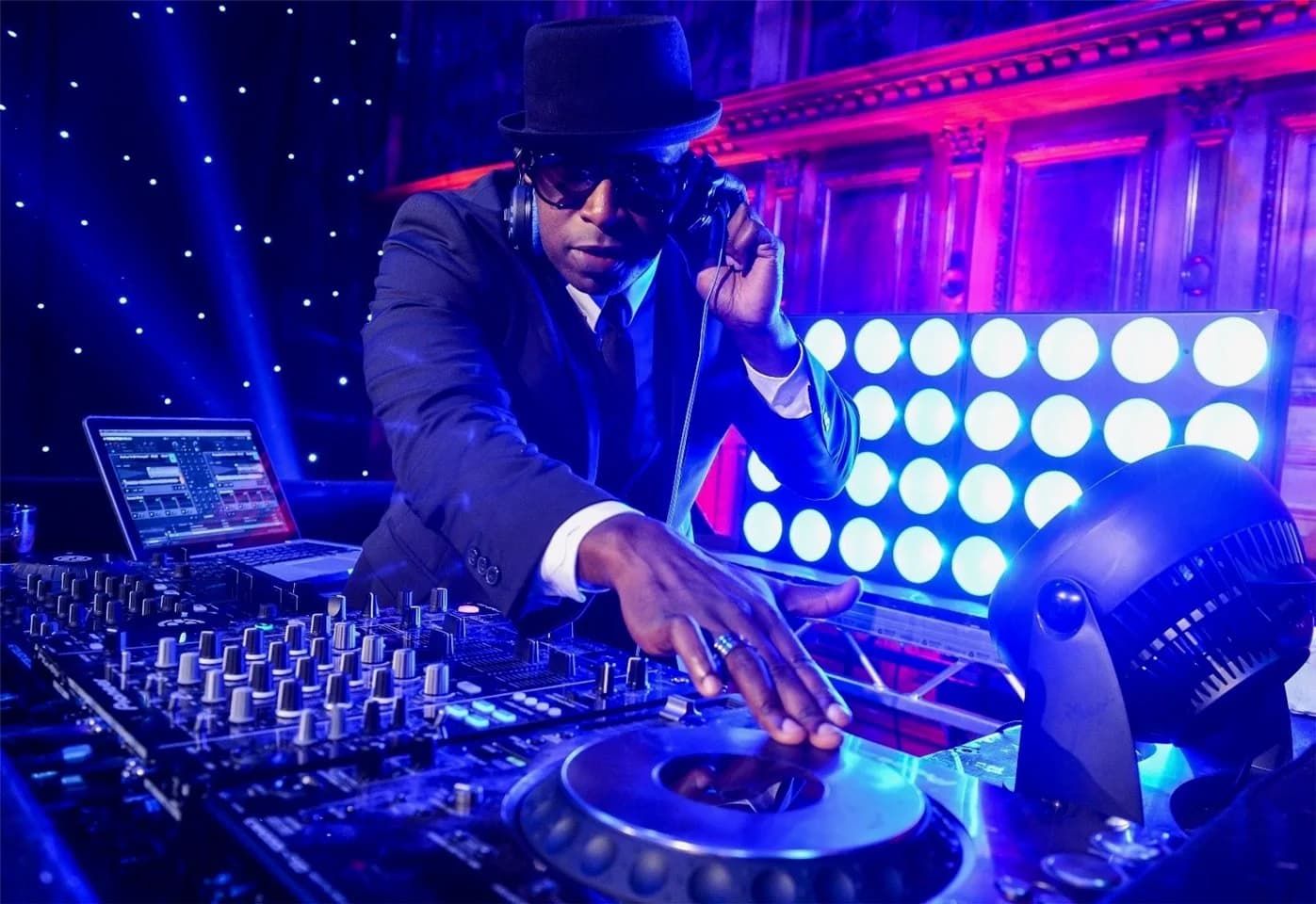 DJ Knight - Image 4